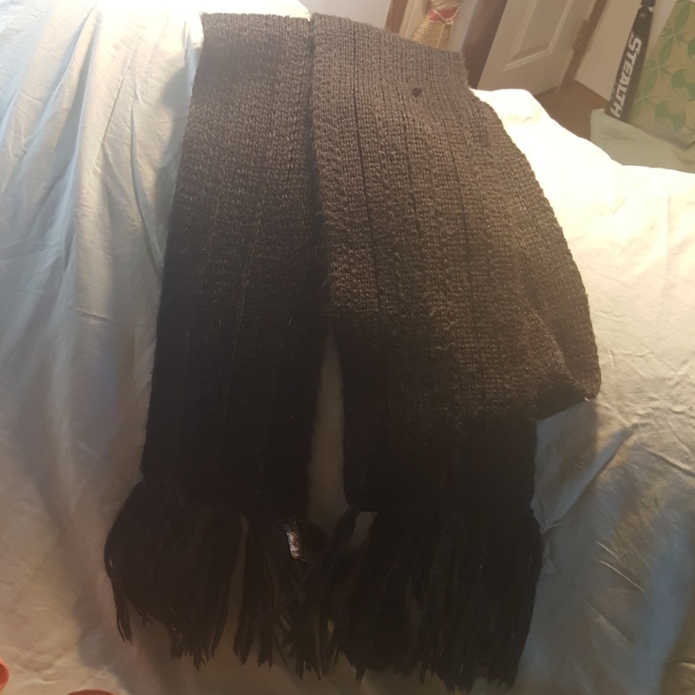 ENGLISH VILLAGE SCARF-BROWN , LONG & WARM--78x8